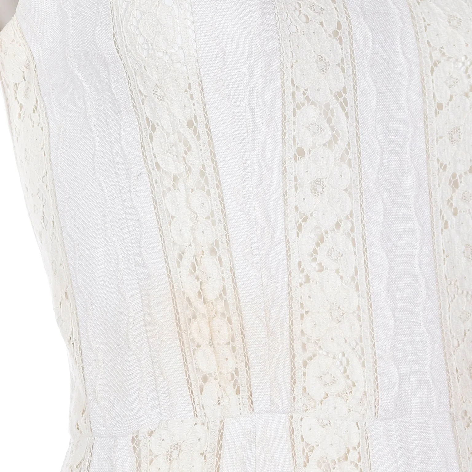 1970s Vintage Carlye Ivory & Cream Linen Lace Sleeveless Dress