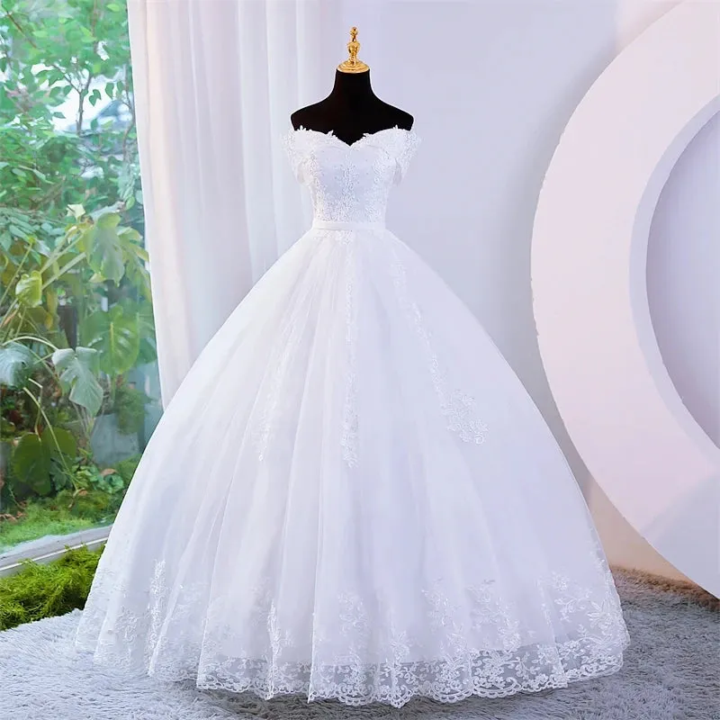 Elegant Plus Size Off-Shoulder Wedding Dress with Appliques and Pearls