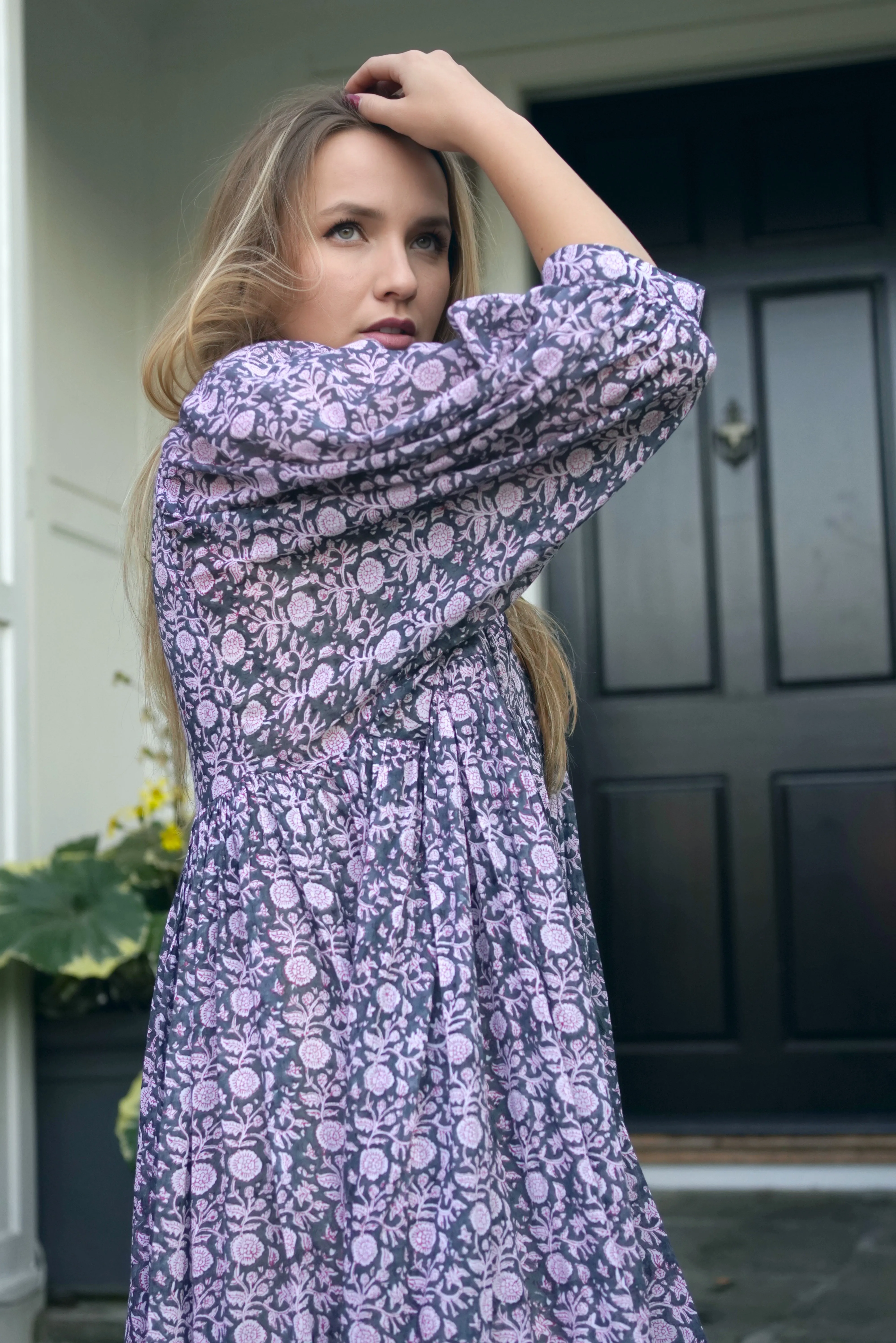 Mylah Midi Dress Dk Purple Grey (Olive) Block Printed