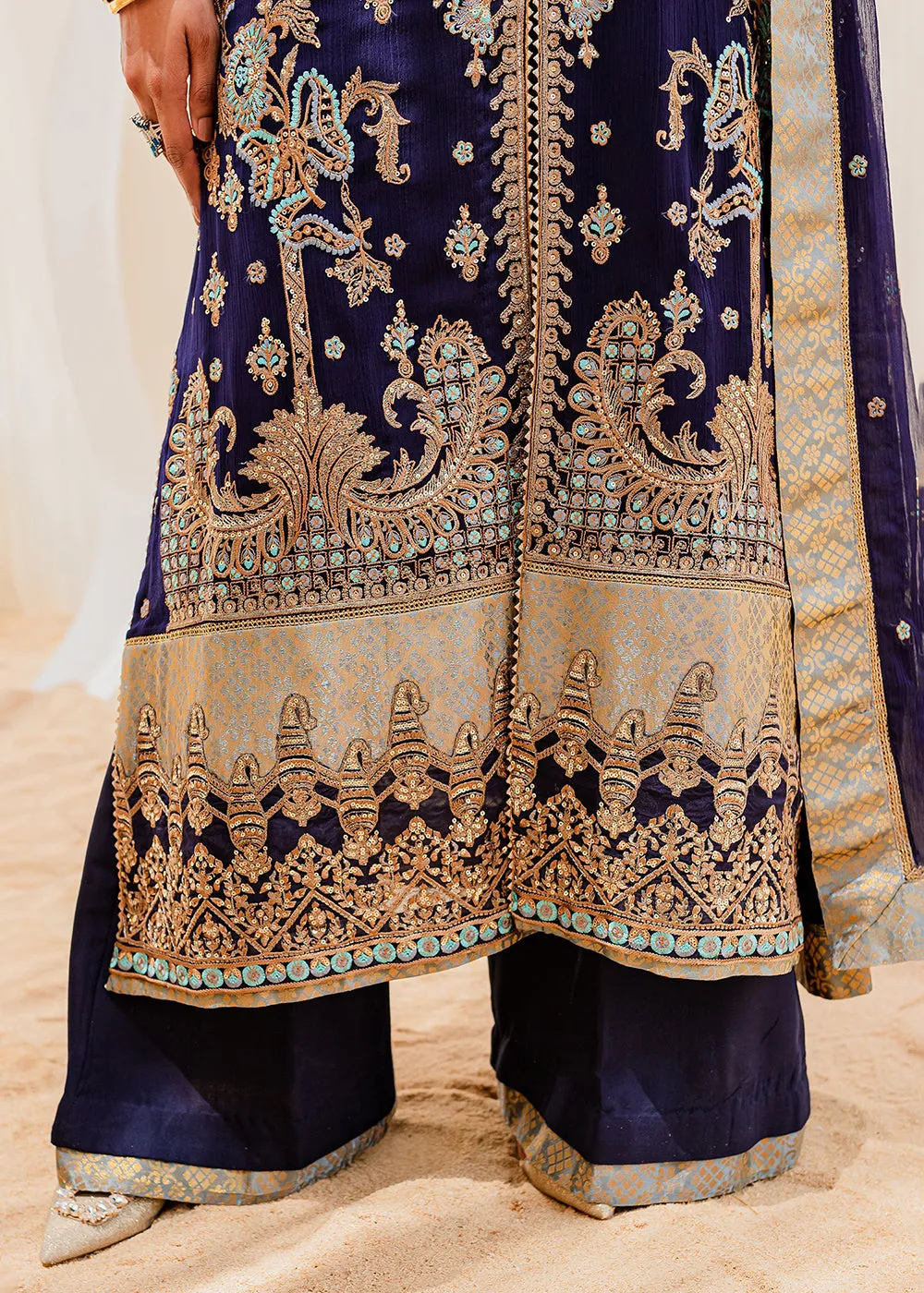 Sejal Luxury Formals 2023 by Maryum & Maria | OCEAN CAVERN (QS23-505)
