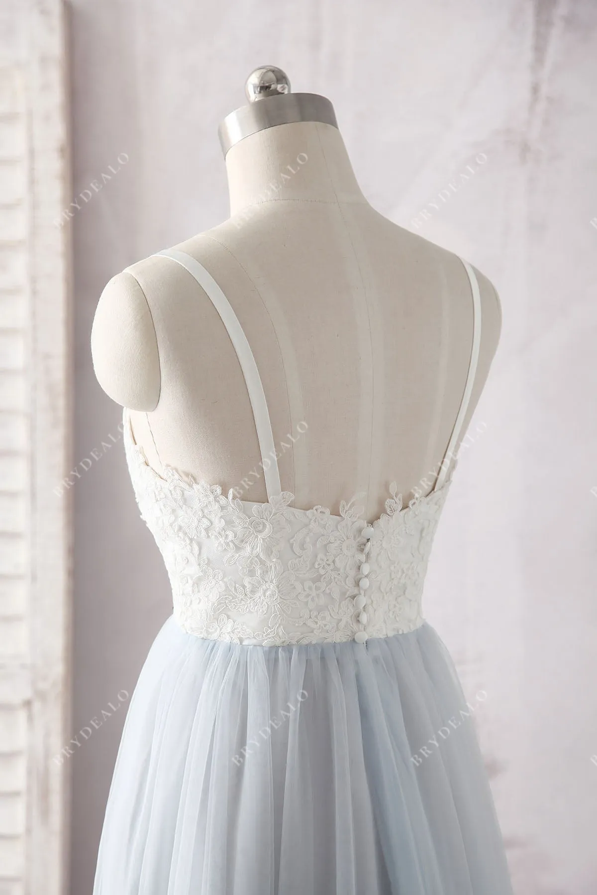 Two Tone Lace Tulle Sweetheart Floor Length Casual Bridal Gown