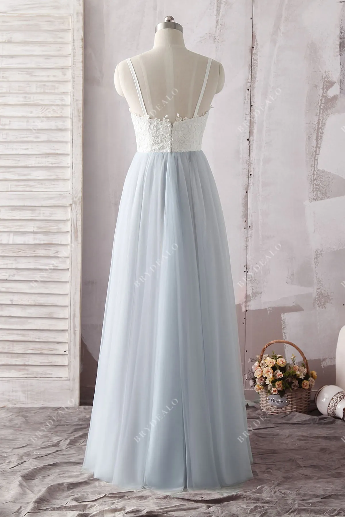 Two Tone Lace Tulle Sweetheart Floor Length Casual Bridal Gown